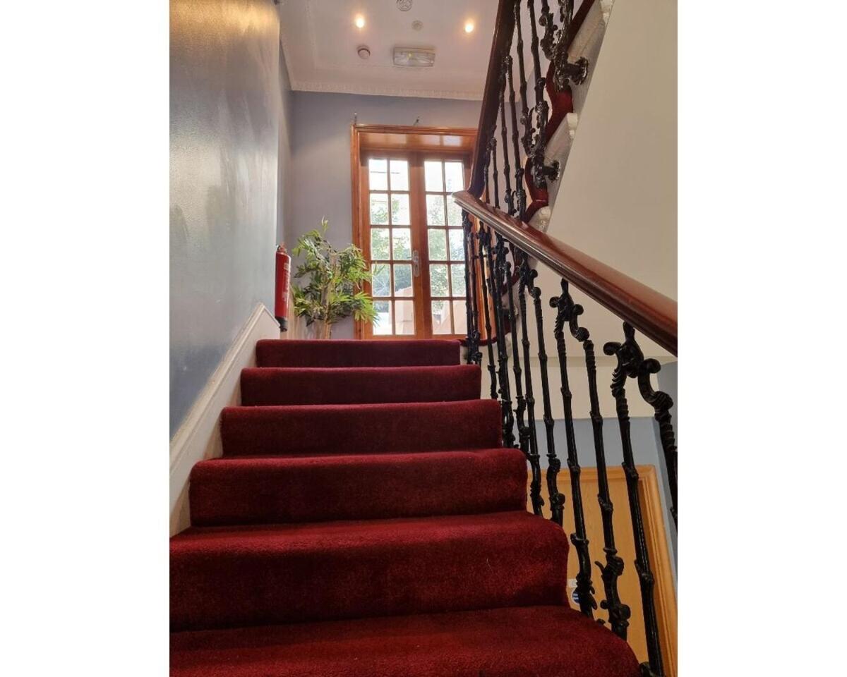 Apartament F101-First Floor Flat Fits 3 Near Hyde Park Londyn Zewnętrze zdjęcie