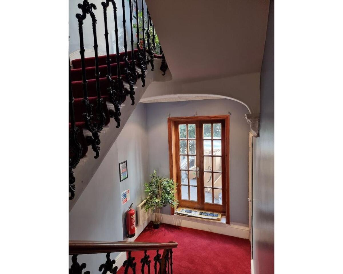Apartament F101-First Floor Flat Fits 3 Near Hyde Park Londyn Zewnętrze zdjęcie